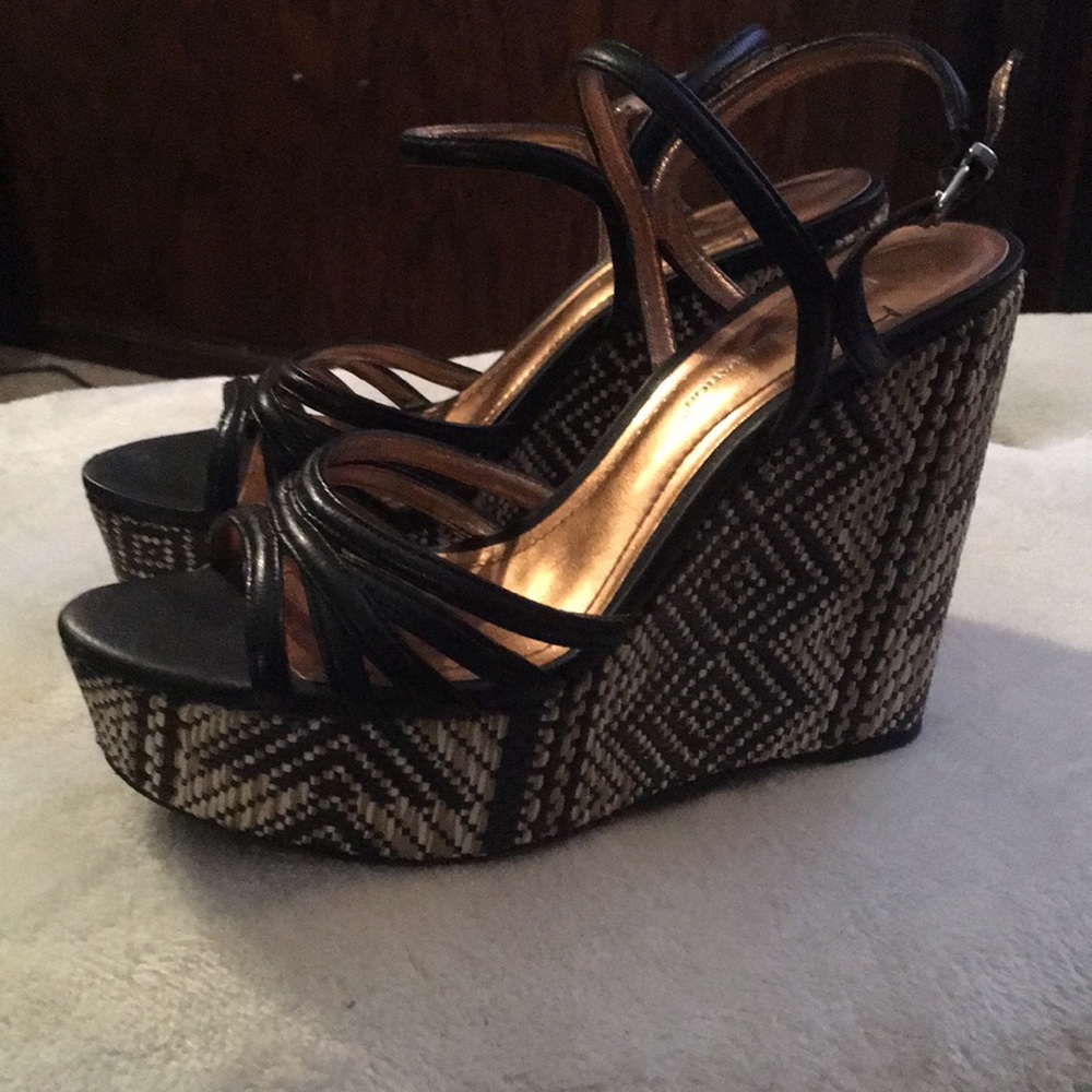 BCBG Wedges
